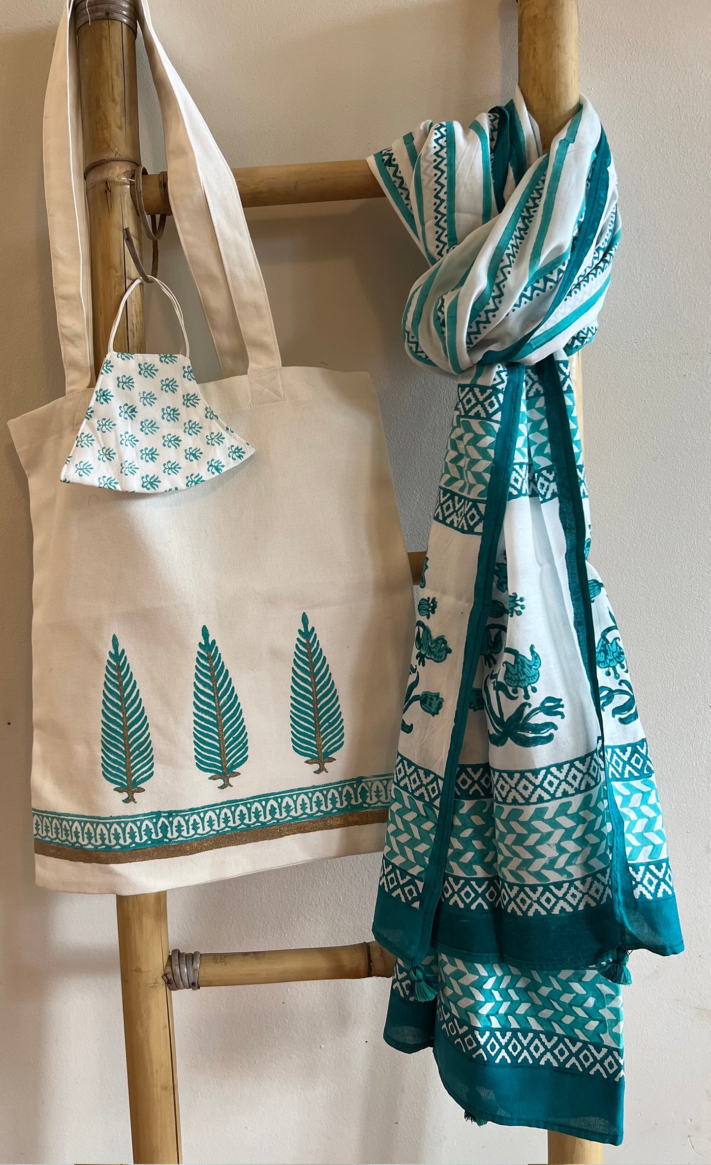 Teal cotton stole set